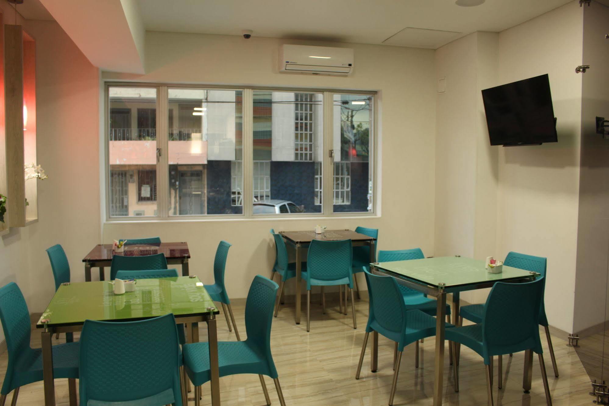 Hotel Sixtina Plaza Medellin Itagui Exterior photo